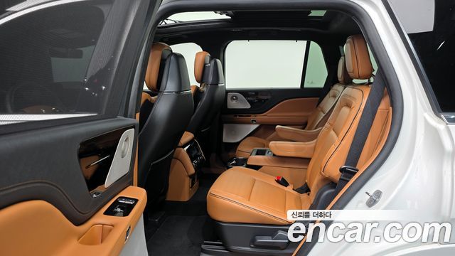 Lincoln Aviator 2025 — photo 20