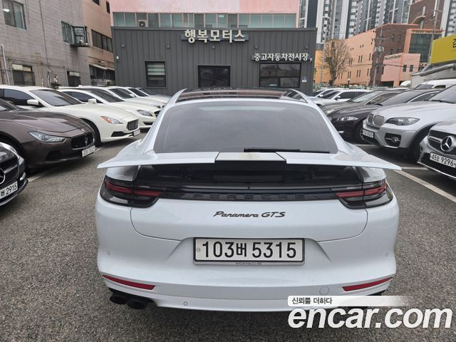 Porsche Panamera 2020 — photo 5