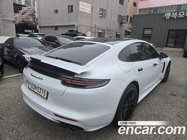 Porsche Panamera 2020 — photo 6