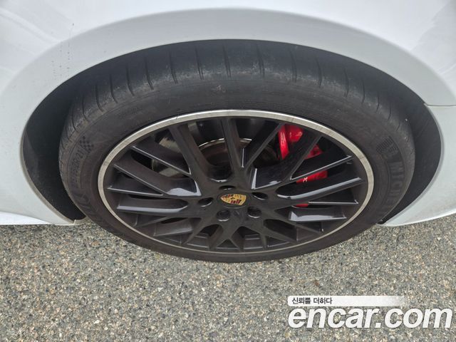 Porsche Panamera 2020 — photo 9