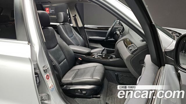 BMW X3 2011 — photo 10