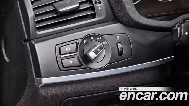 BMW X3 2011 — photo 16