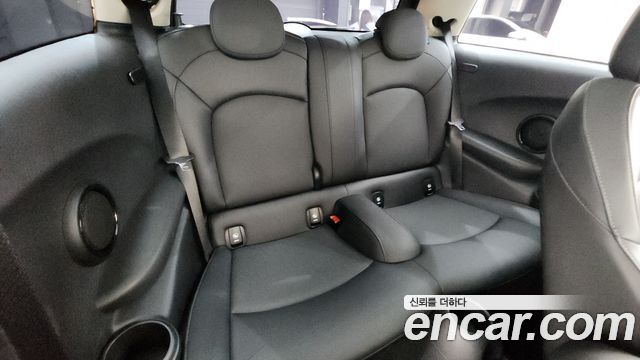 Mini Cooper 2022 — photo 12