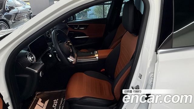 Mercedes-Benz C-Class 2023 — photo 14