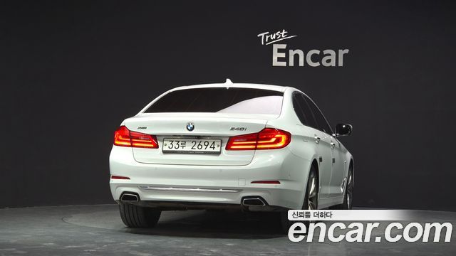 BMW 5-Series 2018 — photo 4