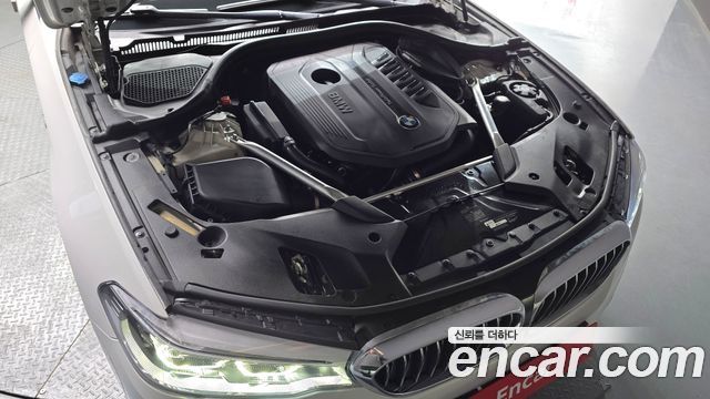BMW 5-Series 2018 — photo 6