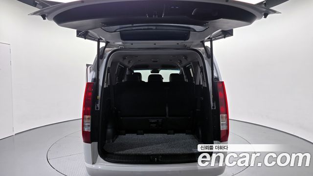 Hyundai Staria 2023 — photo 20