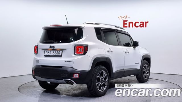 Jeep Renegade 2017 — photo 2