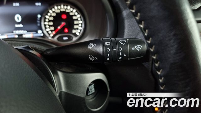 Jeep Renegade 2017 — photo 17