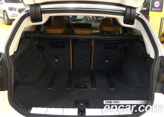 BMW 3-Series 2025 — photo 4