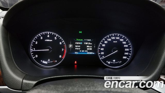 Hyundai Genesis 2015 — photo 8