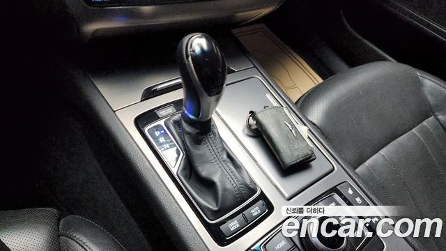 Hyundai Genesis 2015 — photo 9