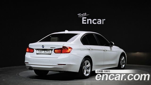BMW 3-Series 2012 — photo 2