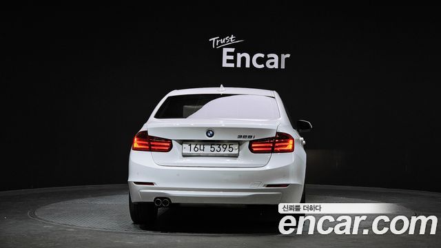 BMW 3-Series 2012 — photo 4