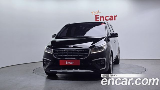 Kia Canival 2019 — photo 3
