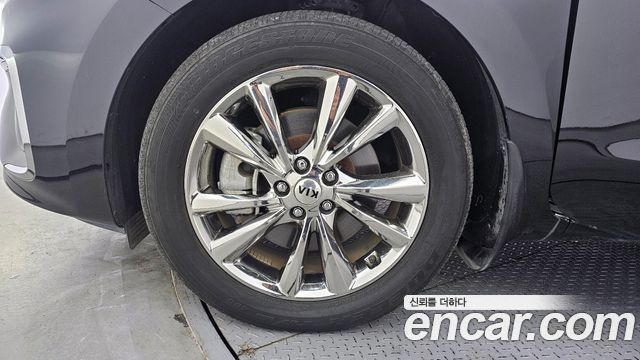 Kia Canival 2019 — photo 5