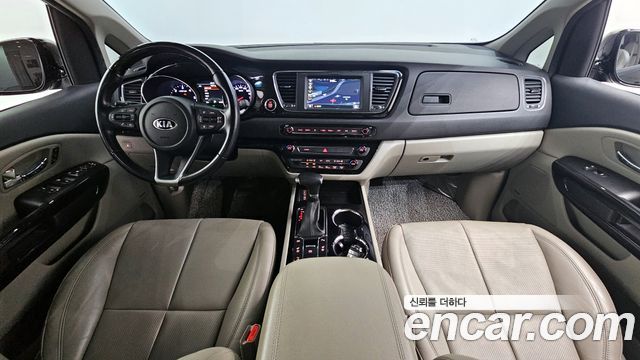 Kia Canival 2019 — photo 7