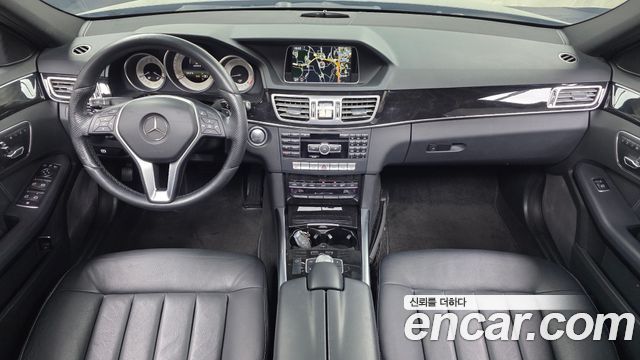 Mercedes-Benz E-Class 2014 — photo 7