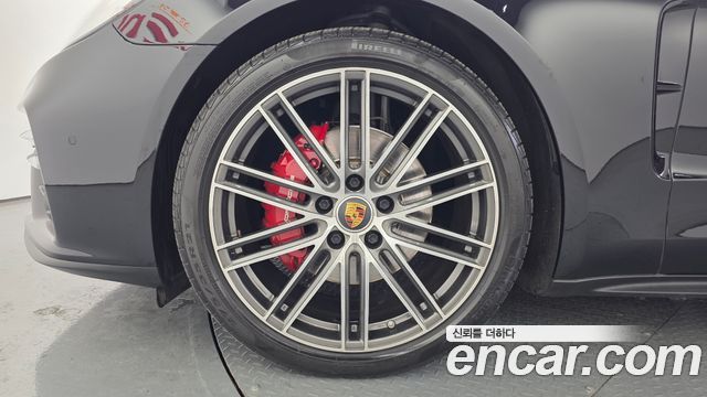 Porsche Panamera 2023 — photo 5