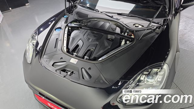 Porsche Panamera 2023 — photo 6