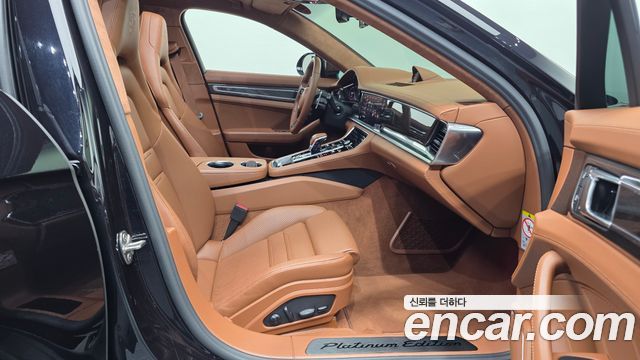 Porsche Panamera 2023 — photo 10