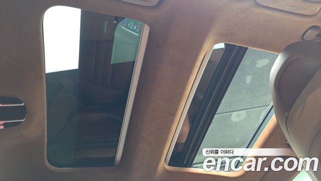 Porsche Panamera 2023 — photo 18