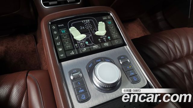 Genesis G90 2022 — photo 18