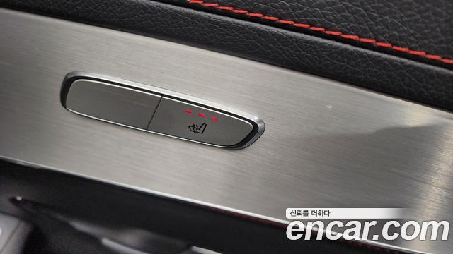 Mercedes-Benz GLC-Class 2019 — photo 18