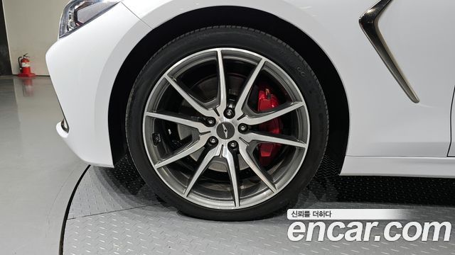 Genesis G70 2019 — photo 5