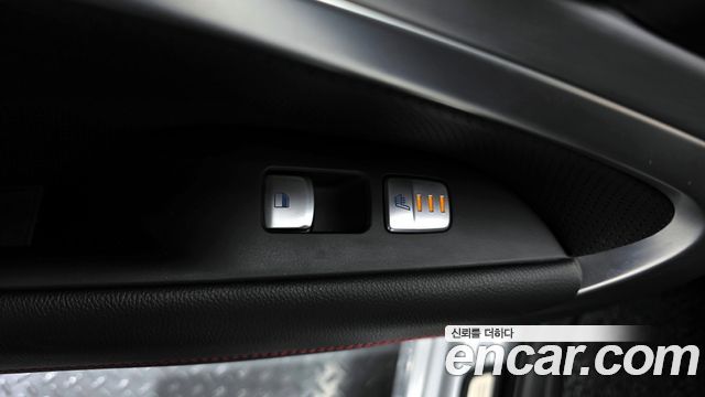 Genesis G70 2019 — photo 16