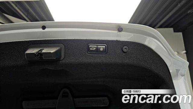 Genesis G70 2019 — photo 20