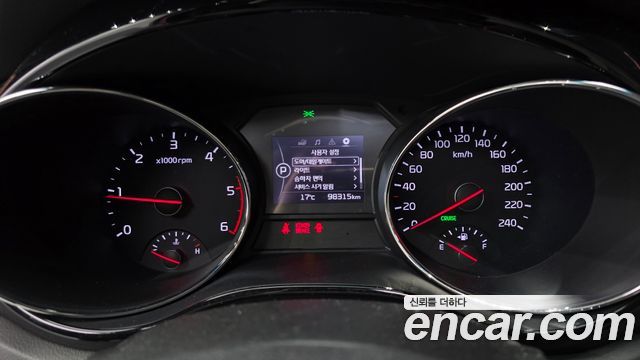 Kia Canival 2016 — photo 8