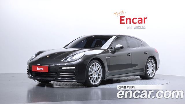 Porsche Panamera 2014 — photo 1