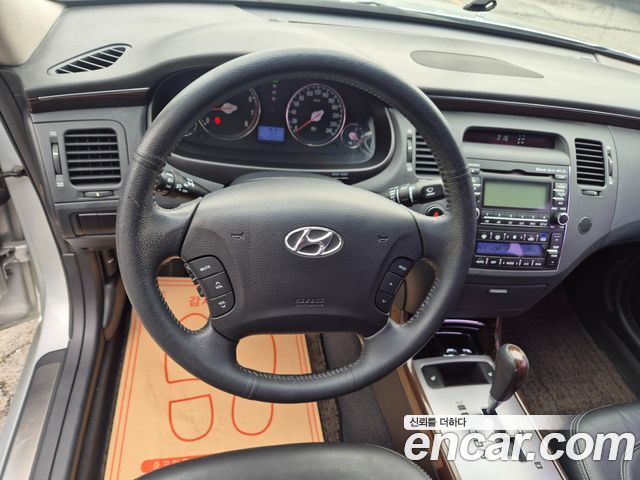Hyundai Grandeur 2011 — photo 16