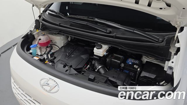 Hyundai Staria 2022 — photo 6