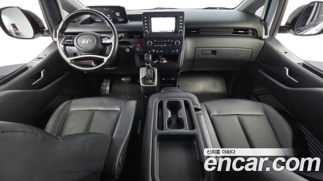 Hyundai Staria 2022 — photo 7