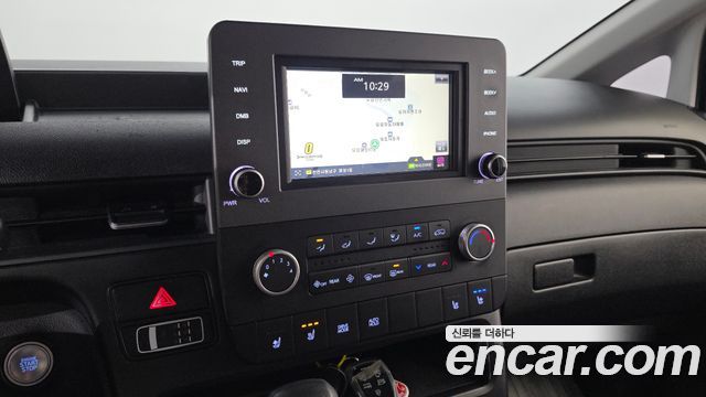 Hyundai Staria 2022 — photo 14