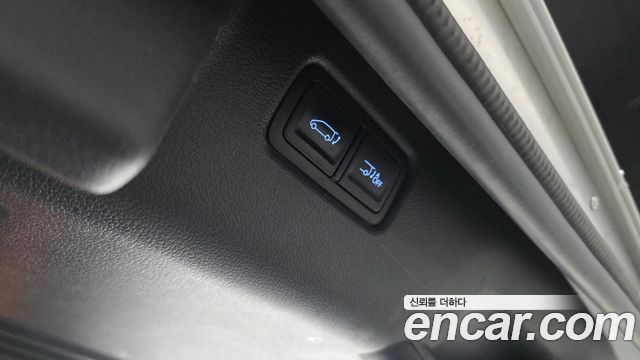 Hyundai Staria 2022 — photo 20