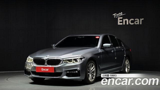 BMW 5-Series 2017 — photo 1