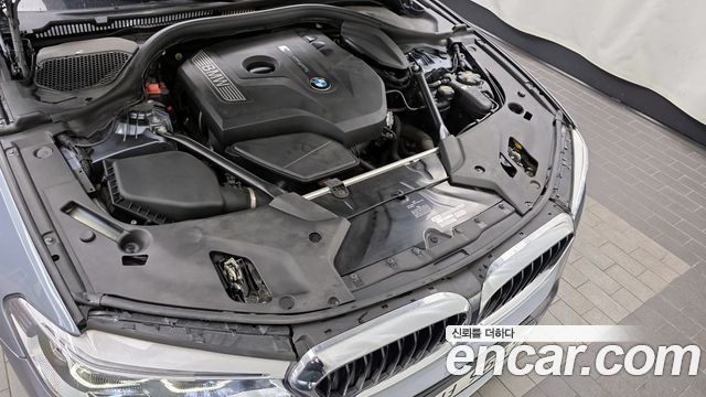 BMW 5-Series 2017 — photo 6