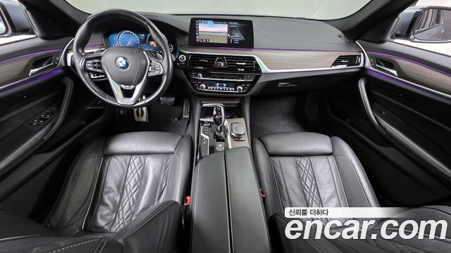 BMW 5-Series 2017 — photo 7