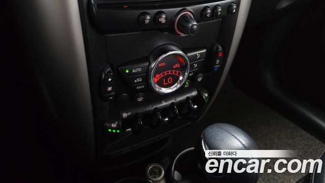 Mini Countryman 2015 — photo 14