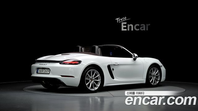 Porsche 718 2017 — photo 2