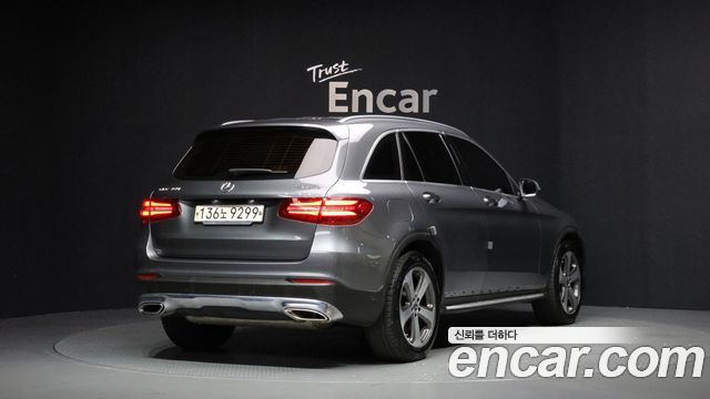 Mercedes-Benz GLC-Class 2019 — photo 2