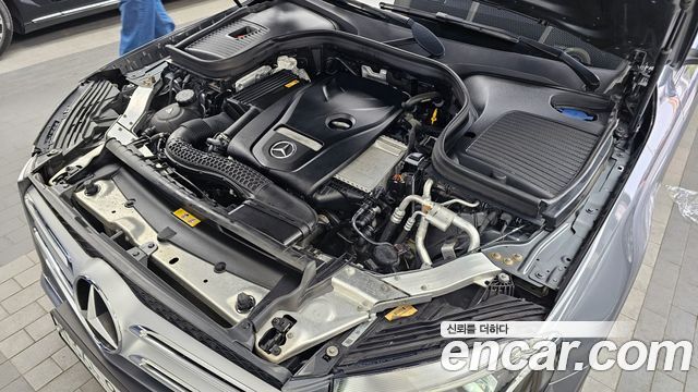 Mercedes-Benz GLC-Class 2019 — photo 6