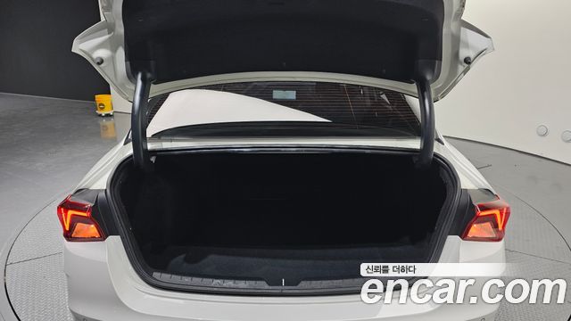 Kia K5 2021 — photo 20