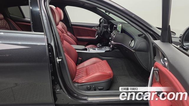 Kia Stinger 2021 — photo 11