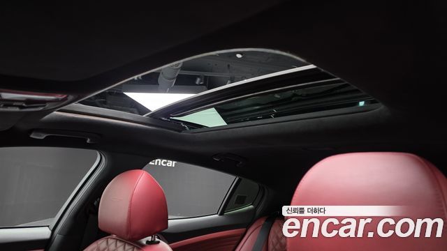 Kia Stinger 2021 — photo 17