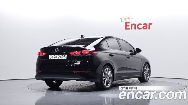 Hyundai AVANTE 2018 — photo 2