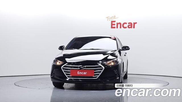 Hyundai AVANTE 2018 — photo 3